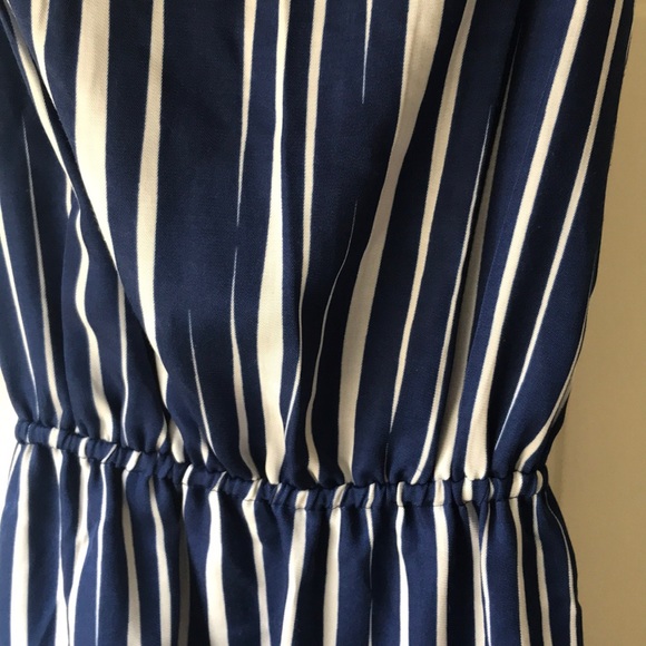 Maxi with crossing straps in the back - Picture 2 of 3